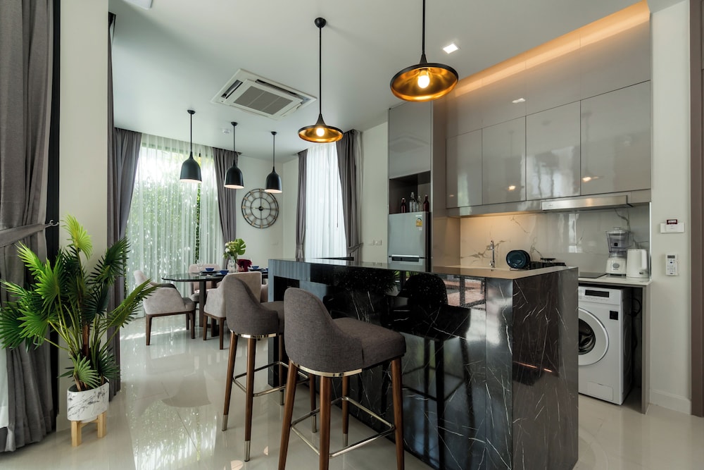 Panora Villa 8112 By Villacarte