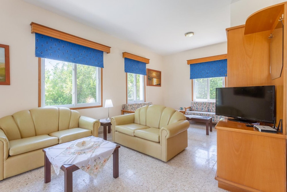 Villa Aristotelis in Argaka