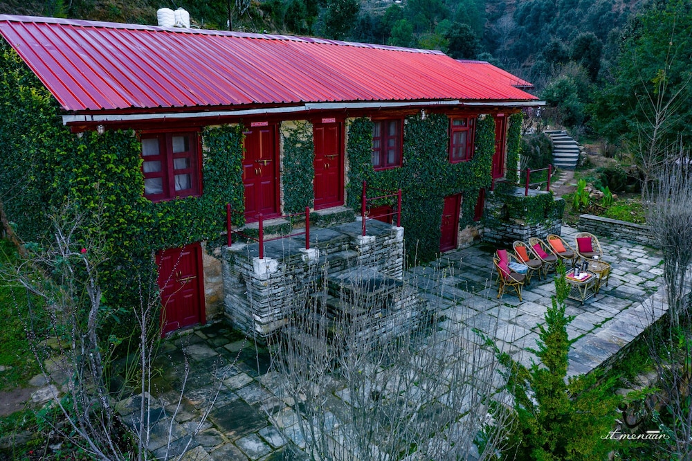 Itmenaan Estate