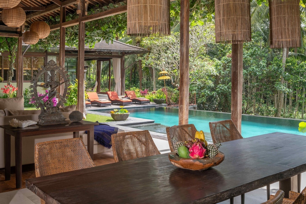 Villa Crystal Castle