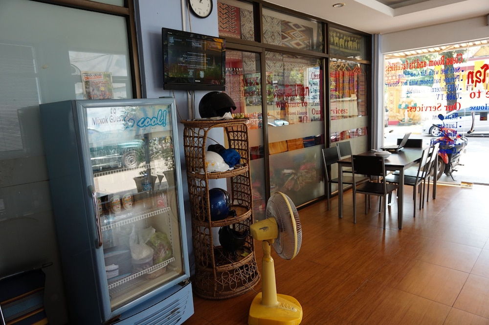Mixok Guesthouse