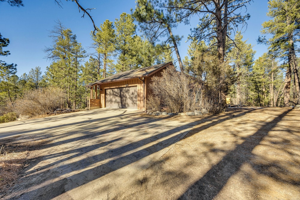 5 Mi to Castlewood Canyon: 'grandma's House'