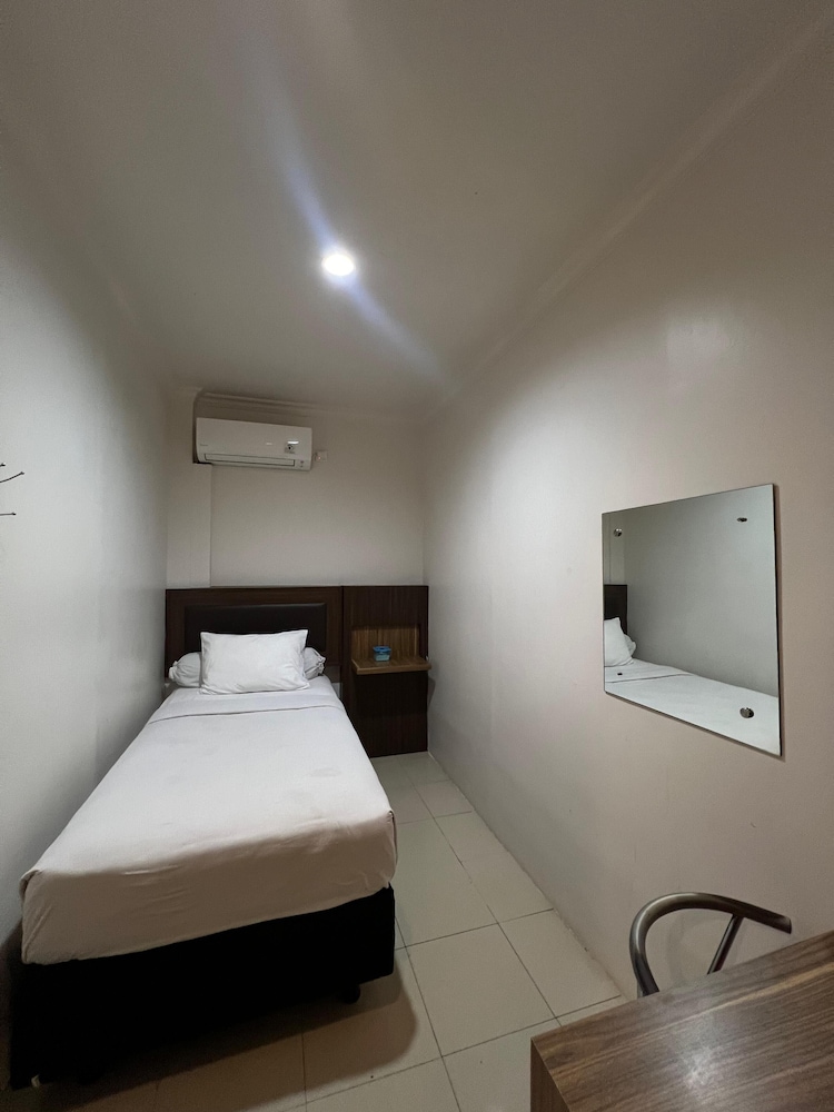 Hotel Harmony