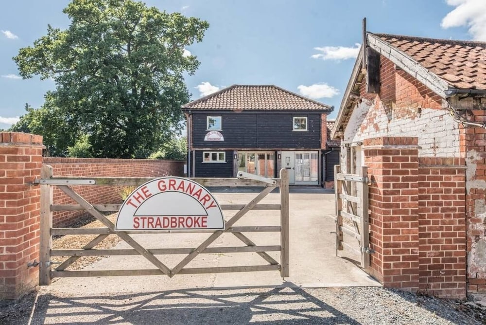 The Granary Stradbroke Air Manage Suffolk view 2