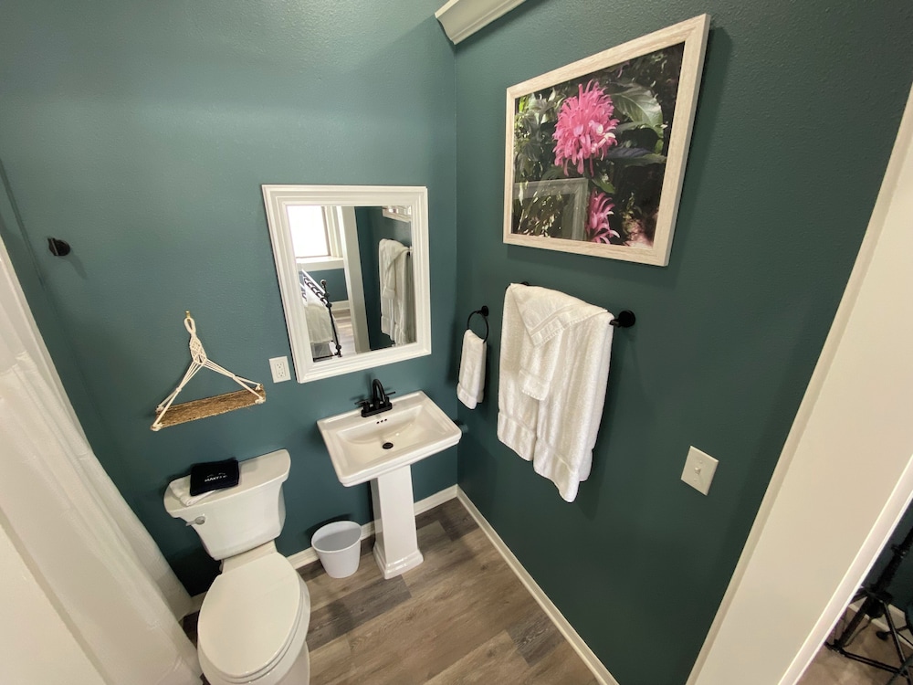 Sebring Vacations - The Roanoke Hotel - Property Image 3
