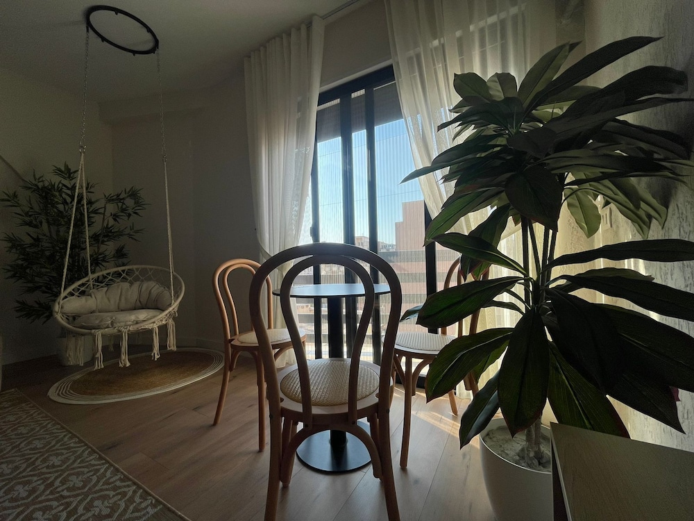 Boho Central Apartment