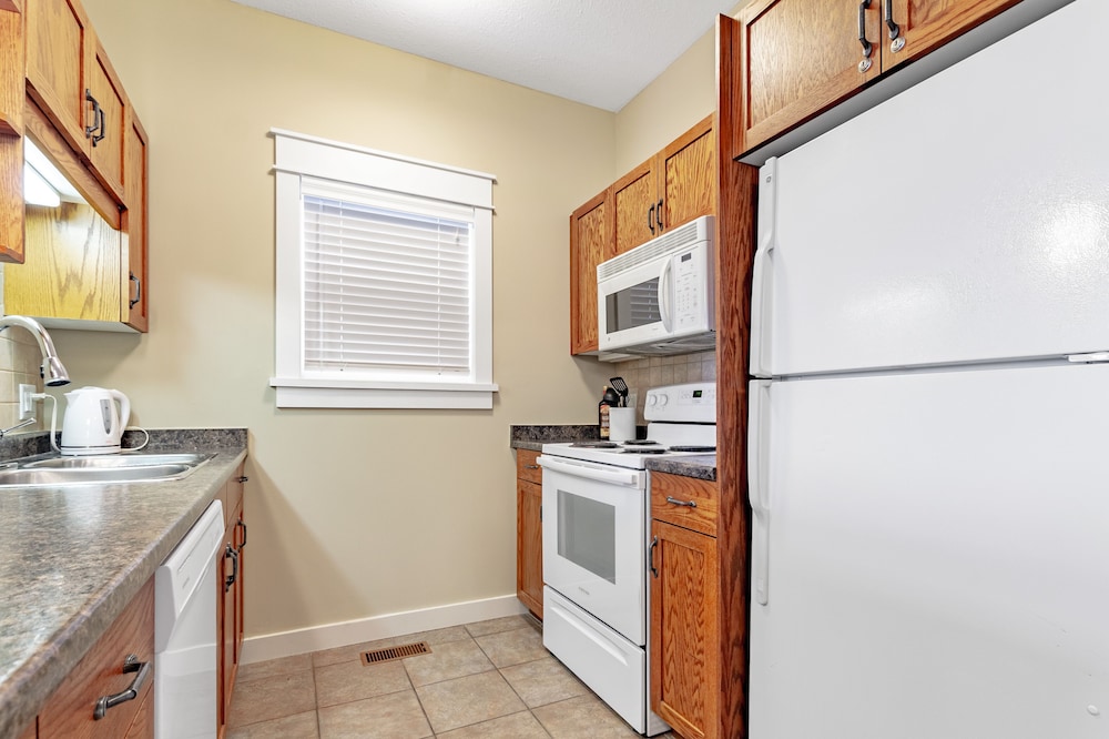 Rivergrass Condos