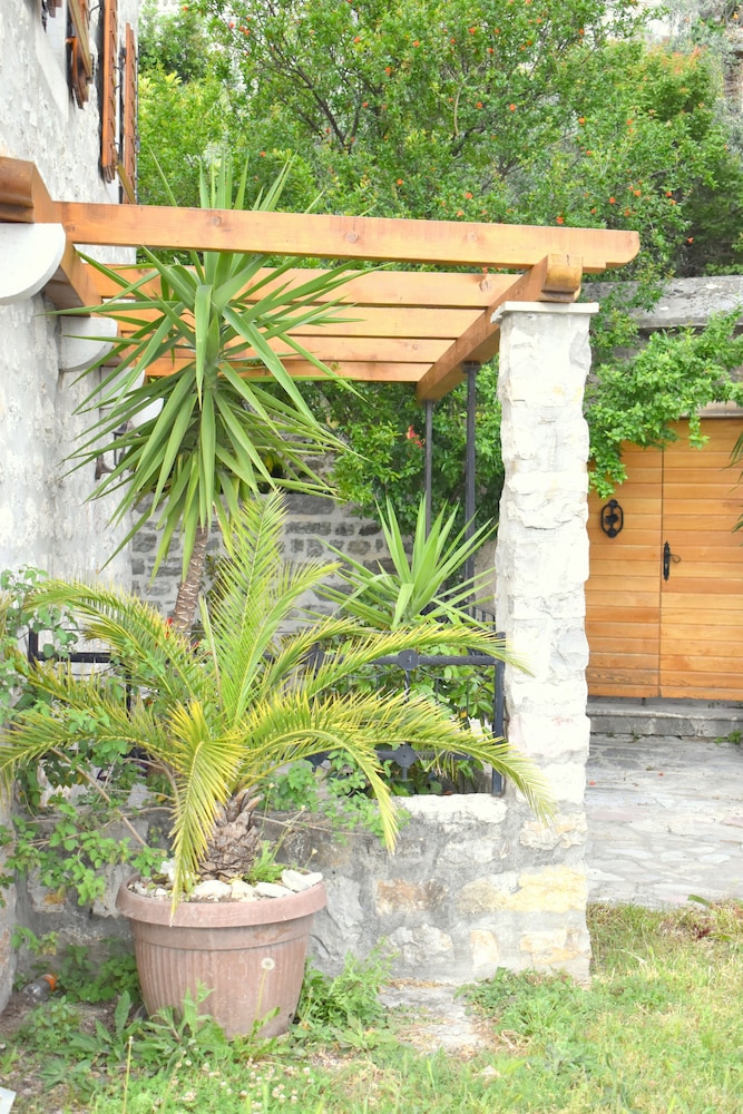 Apartments Villa Serventi