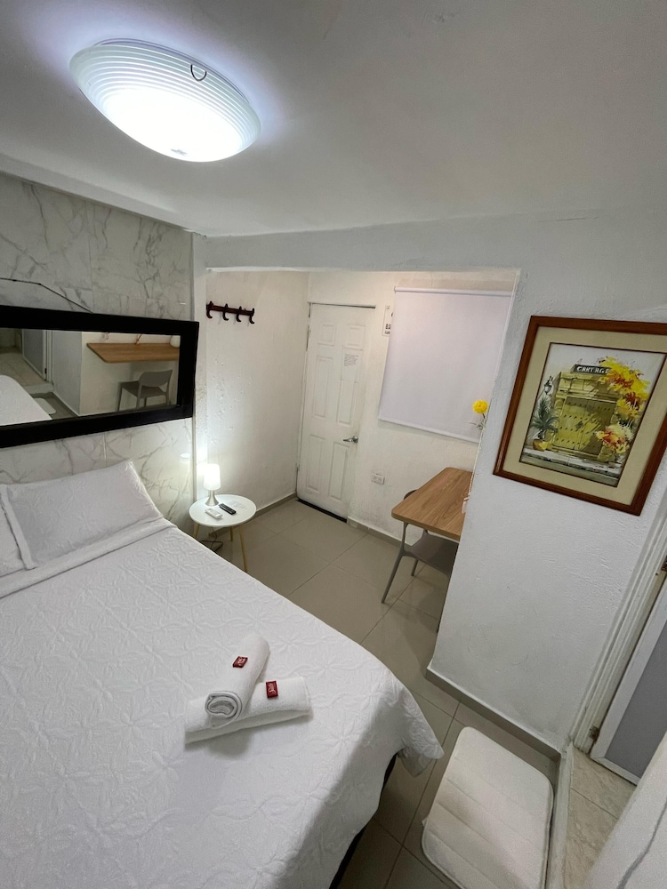 HOSTAL CASA DE LAS AMERICAS
