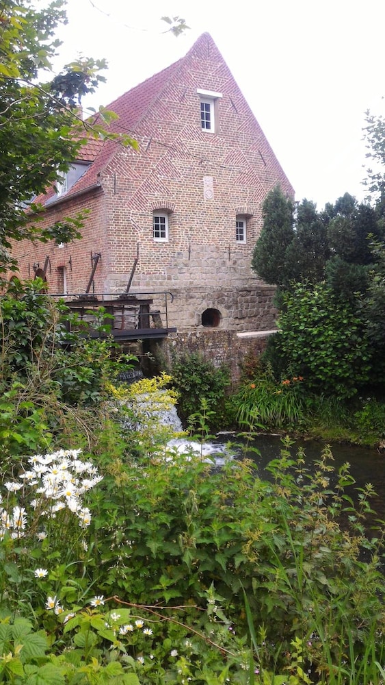 Le Moulin de Cohem view 4