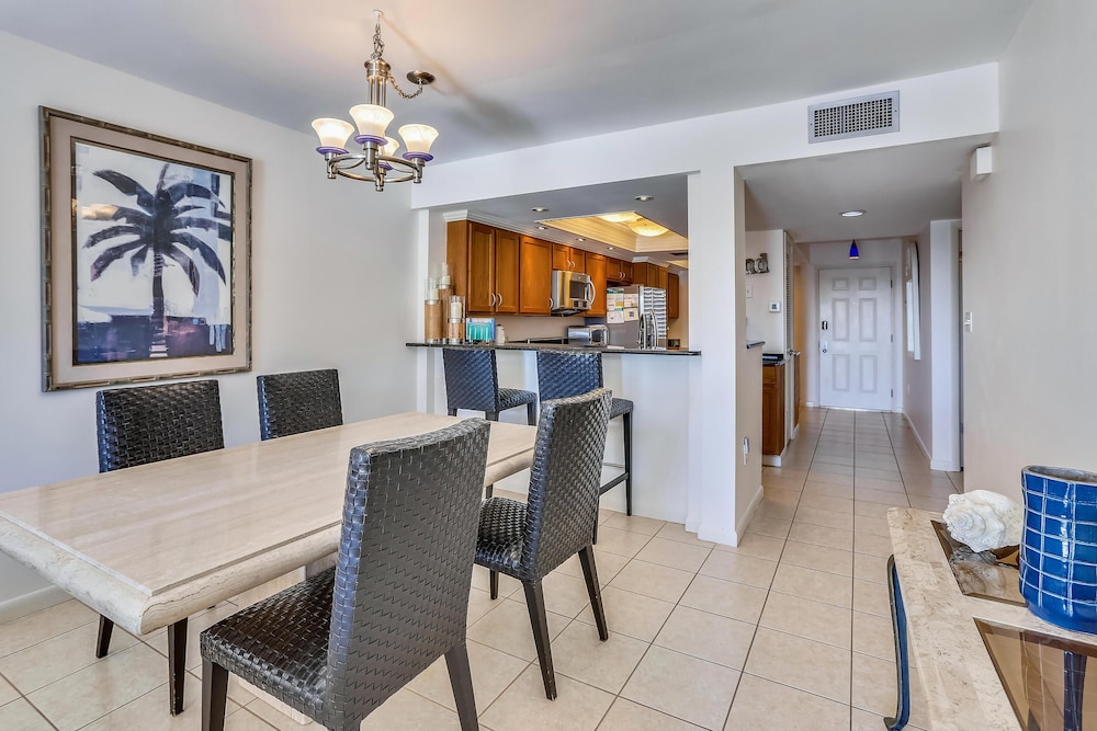 Land's End 5-302 Gulf-bay Front - Premier