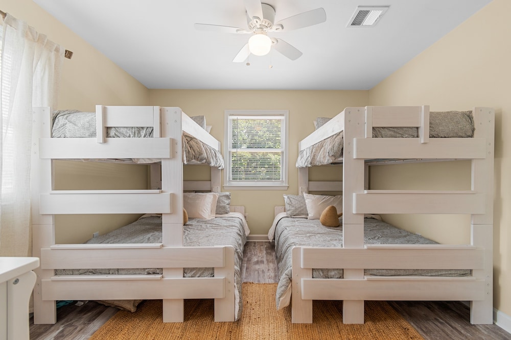 Lachicotte Vacation Rentals