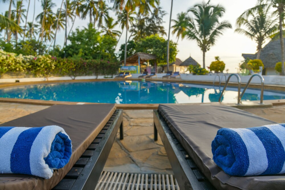 Filao Beach Resort by Sansi