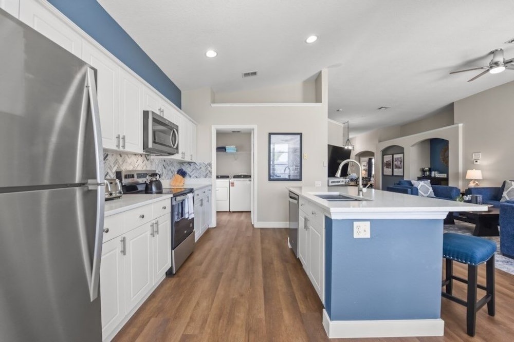 4br Resort Villa W/ Pool & Spa Close To Disney 4 Bedroom Villa