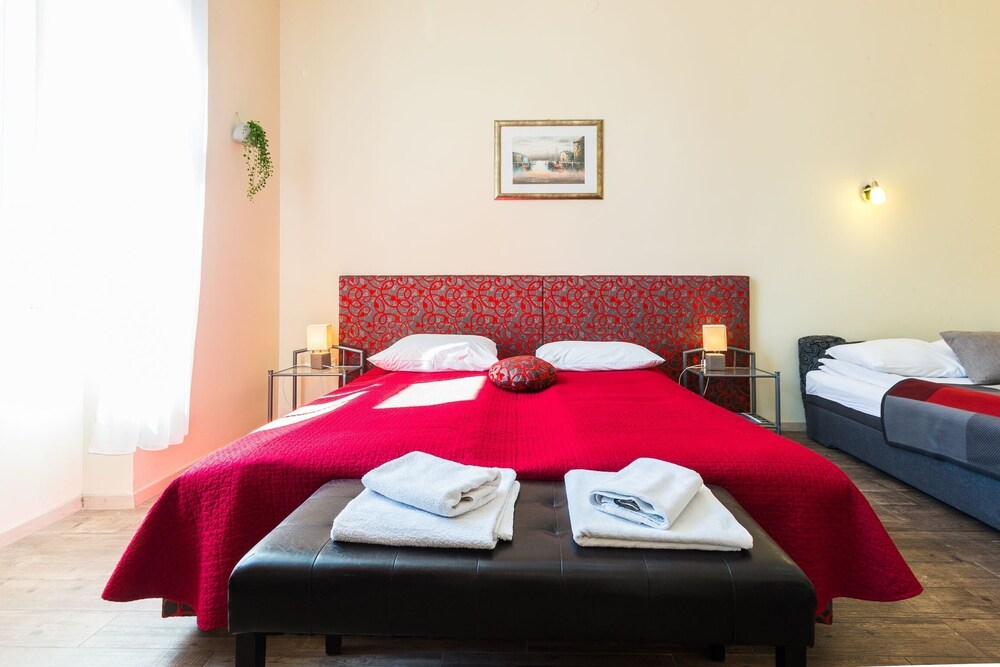 Charming and Historic Old Town Apartments