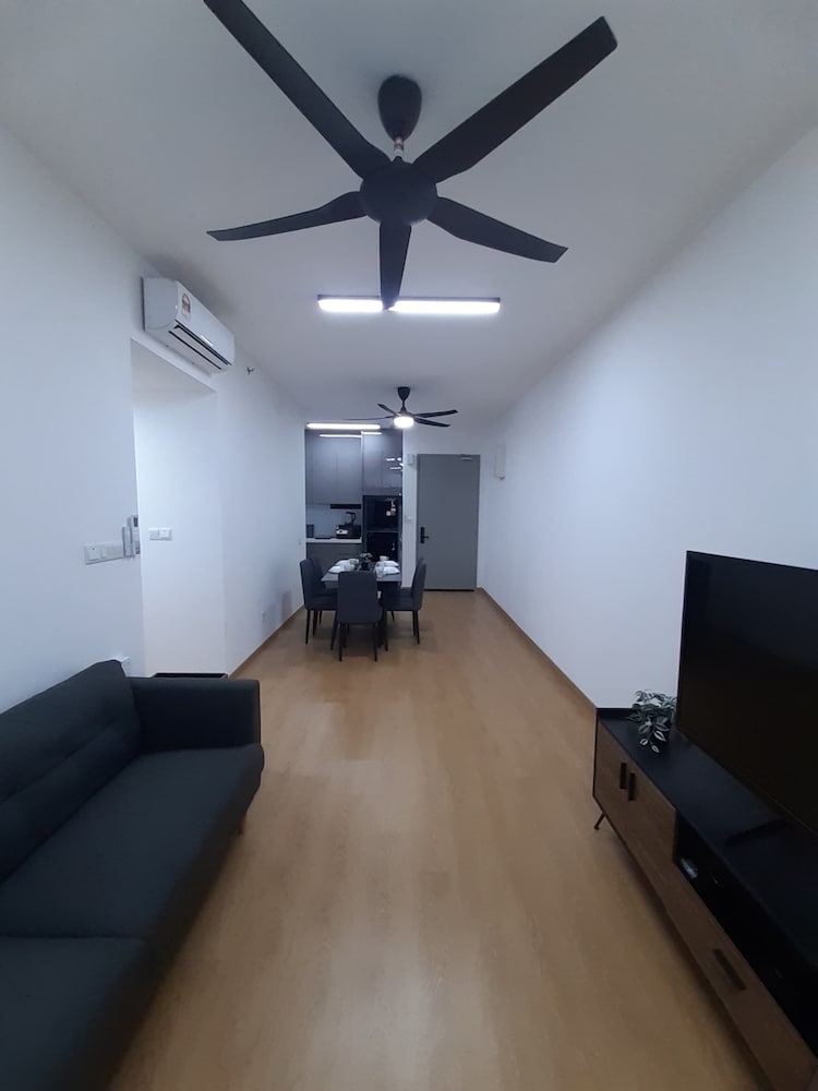 Maya Bay Residences