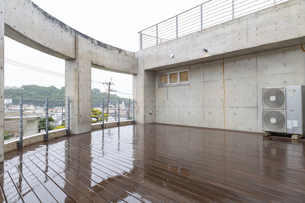 Urban View Villa