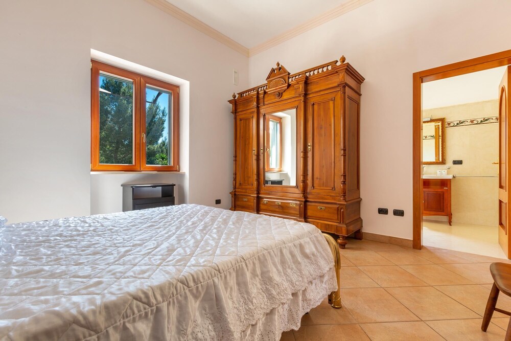 1929 Villa Simona en Ugento — hotel room