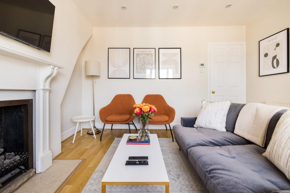 The London Crib - Relaxing 1bdr Flat With Terrace