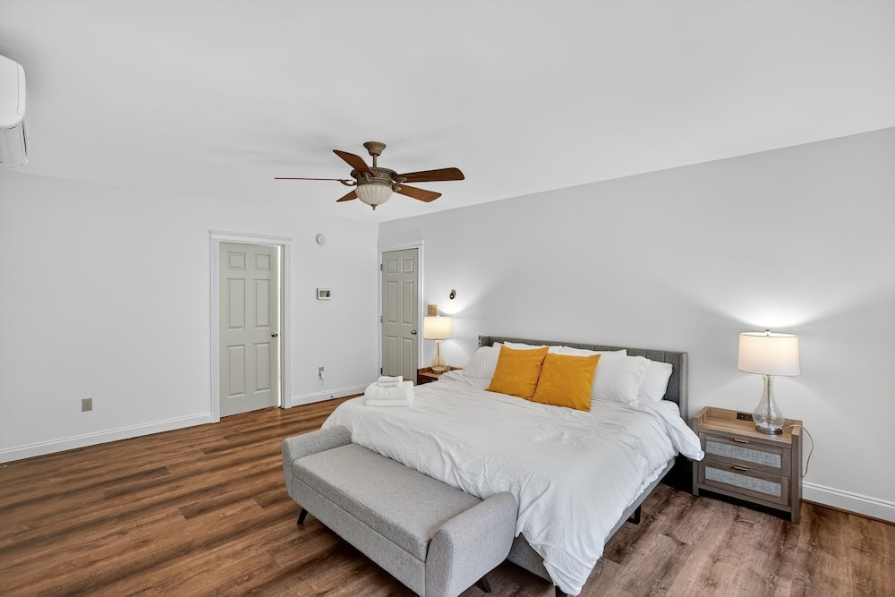 Gray Woodland Escape Golf, Pool & Cinema 5 Bedroom Home