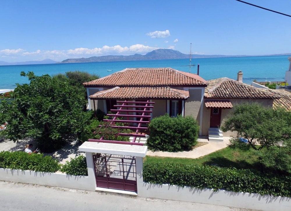 Costa Vasia Suites & Apartments photo 4