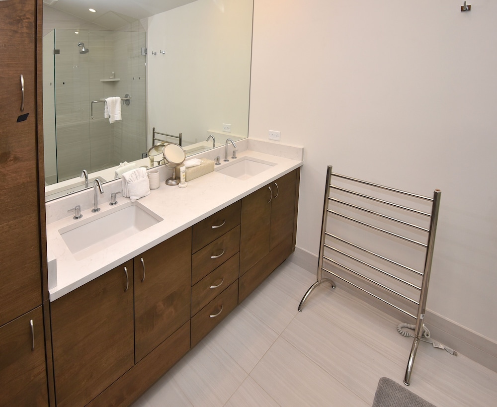 Lionshead Centre #307 3 Bedroom Condo by RedAwning