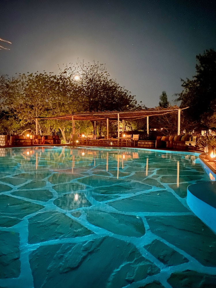 Rock and Sea Resort