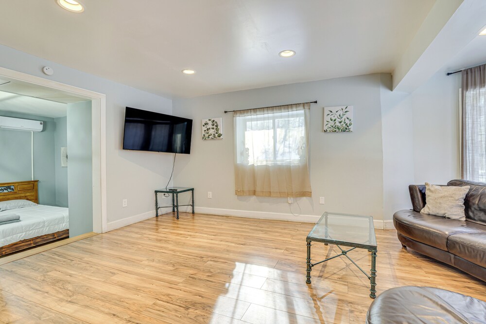 15 Mi to Ski Big Bear: Gem w/ Deck & Game Room