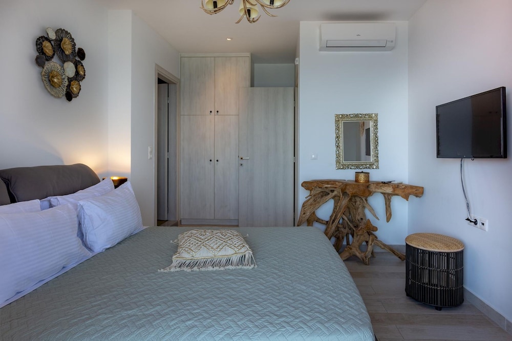Thalassa Beachfront Villa With Private Pool