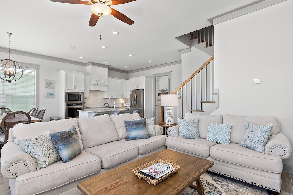 Endless Summer by Southern Vacation Rentals