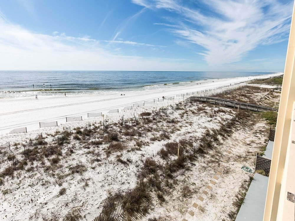 Surf Dweller 402 by Brooks and Shorey Resorts