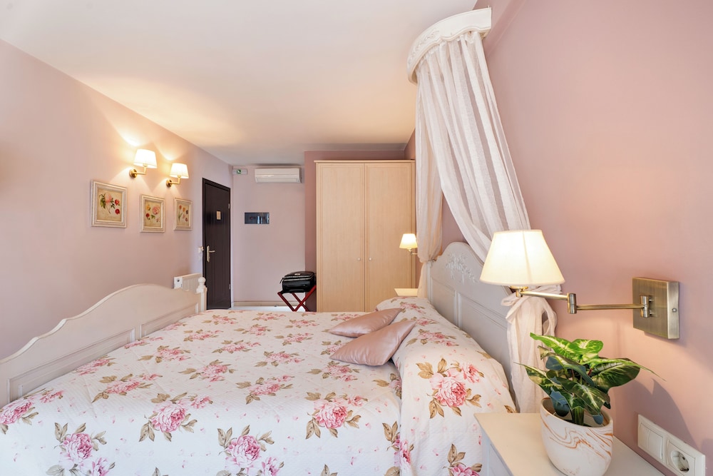 Aerinon Guesthouse