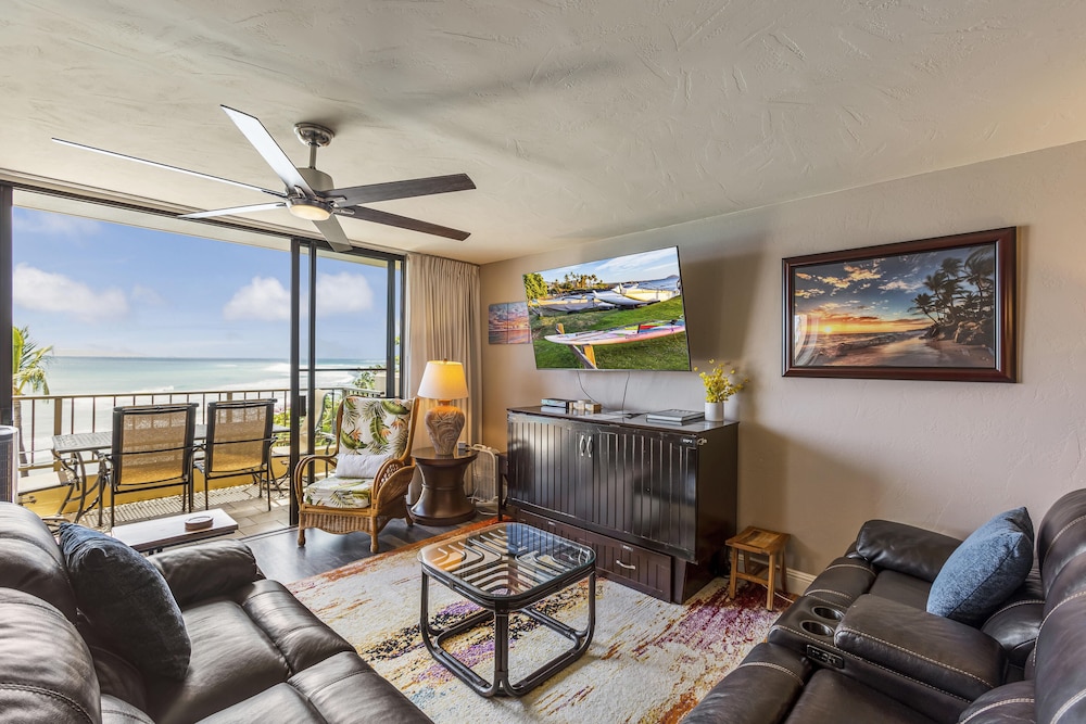 Beachfront Maui Penthouses - Image 4