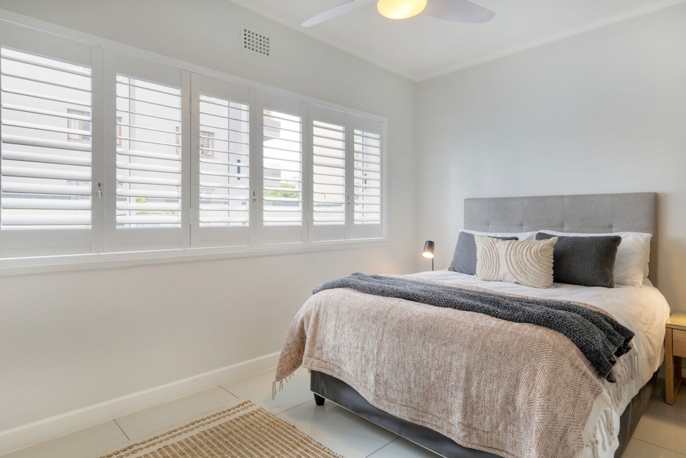 Charming 1-bed Sea Point Retreat Central