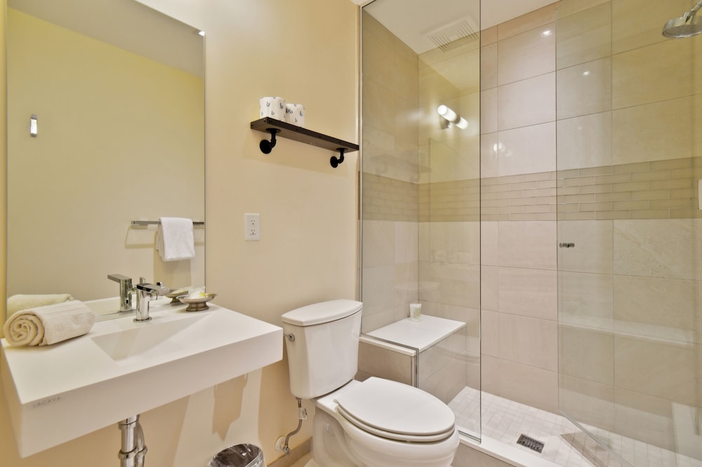 Ski-in out Dream Location With Unparalleled Access Views Amenities Pool Hot Tubs Fitness Center