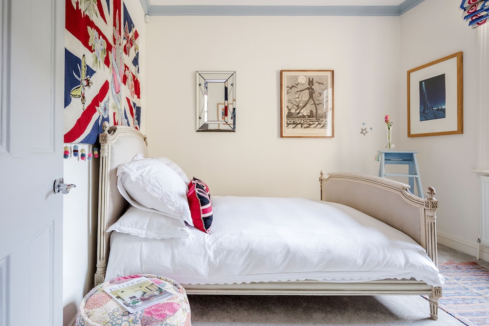 Exquisite Designers Abode