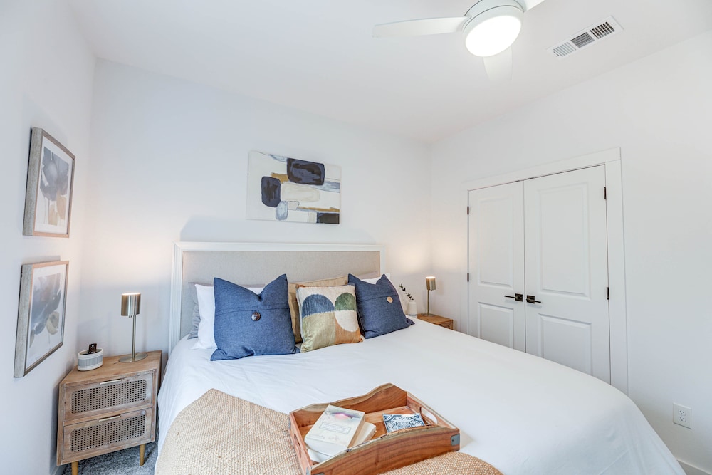 Marble Falls Vacations - Pet-friendly Lake LBJ Retreat w/ Deck Hot Tub! - Property Image 25