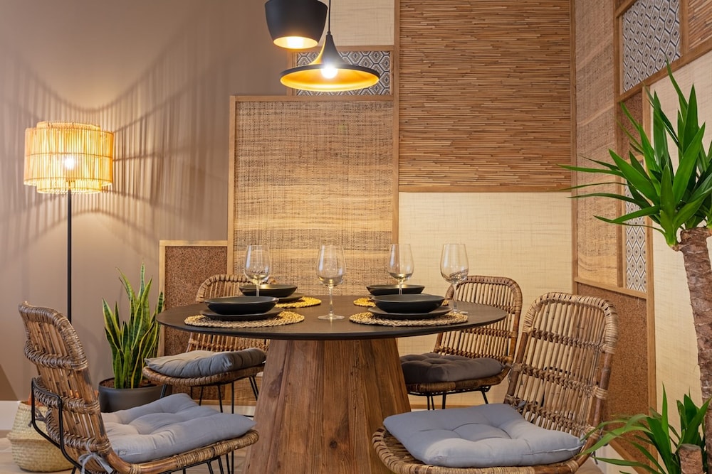Ghassira - 2 Bedrooms and Terrace in Rios Rosas