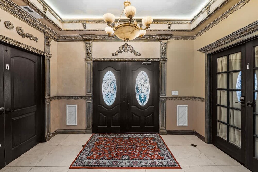 Spaciour 4Br 4bth Stunning House With Free Parking