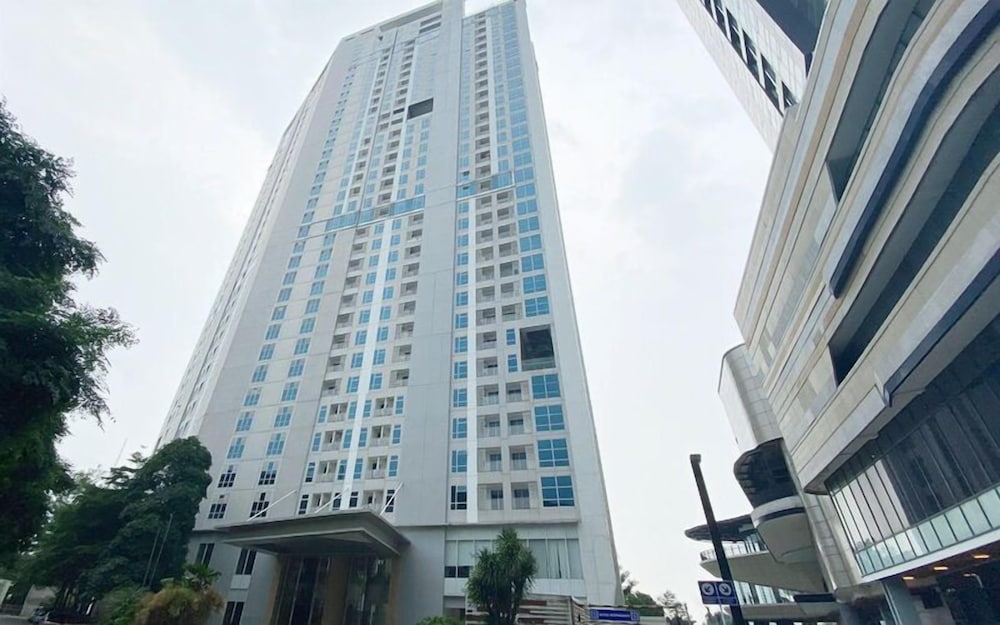 Comfortable Living And Best Location 1Br At Grand Sungkono Lagoon Apartment