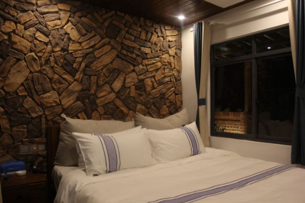 Jingshuihuajian Boutique Inn