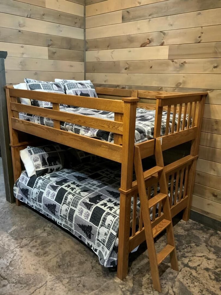 Coal Camp Lodge
