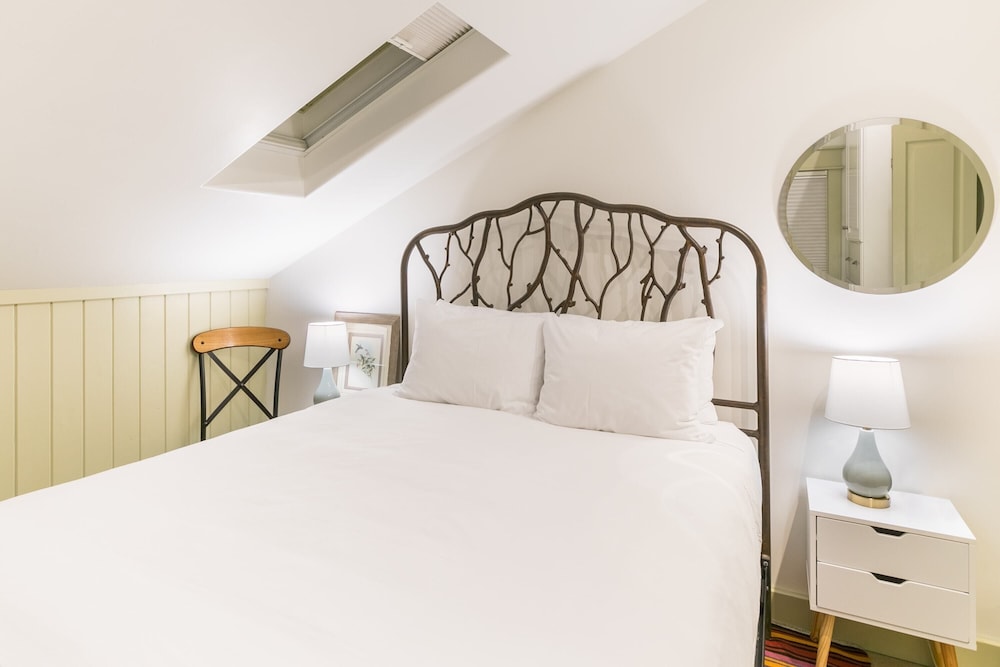 Diamondtooth Cottage by Avantstay Cottage in Historic Telluride w/ Ski Access Permit #:16096 view 2