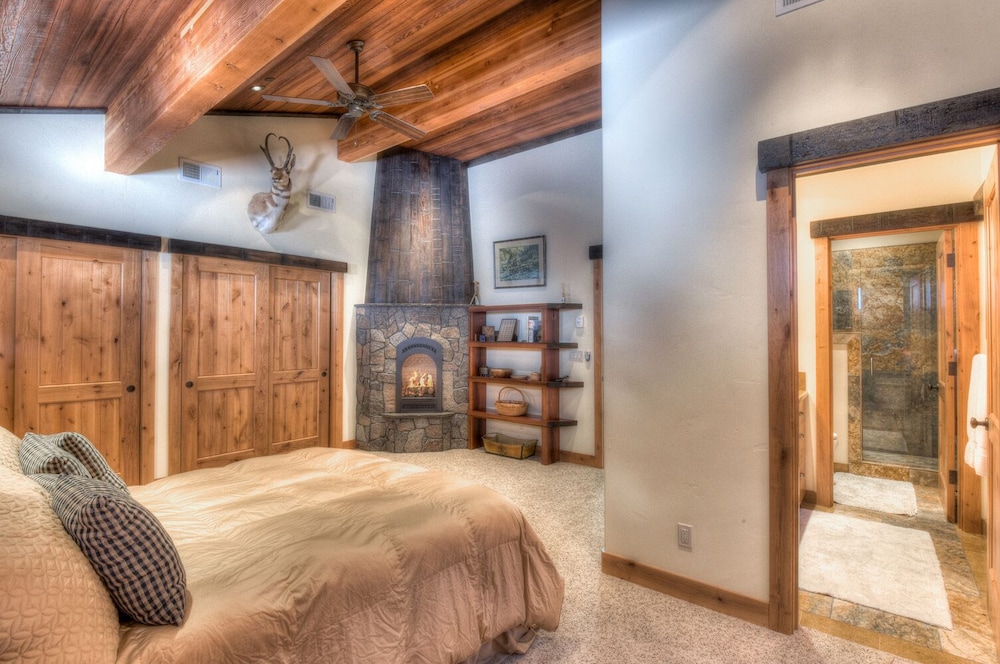 Lake Tahoe Vacations - Squaw Creek Barrel - Property Image 31