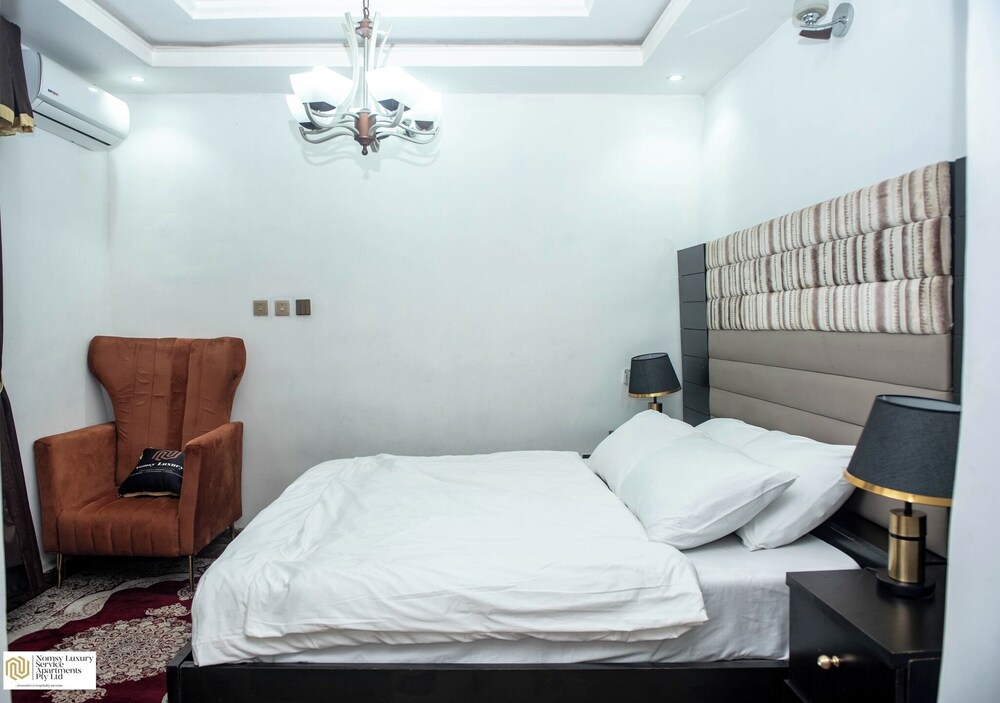 Nomsy Luxury Service Apartments