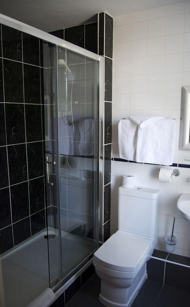 Warrington Vacations - Villaggio Hotel  Restaurant - Property Image 4