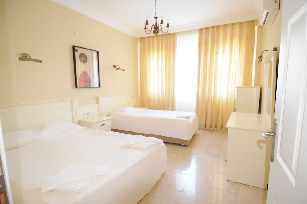 Gold City 1 bedroom Villa 2 view 4