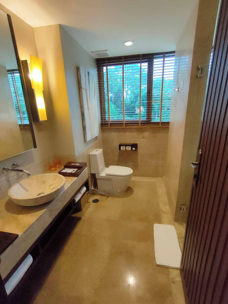 C Shasa Vela Condominium, Mared, Koh Samui