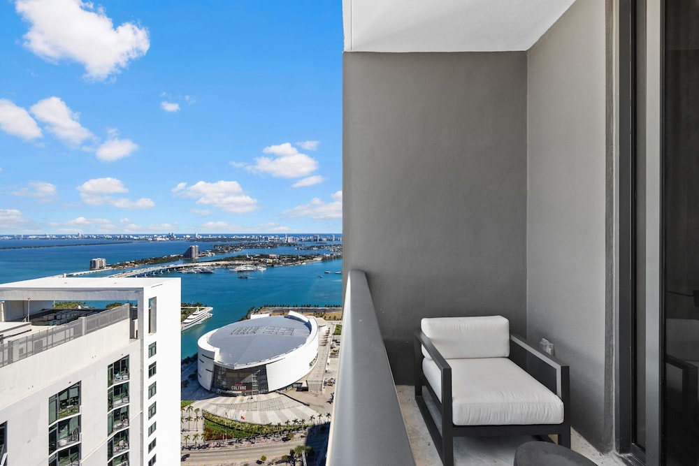 Luxury Condos in Downtown Miami