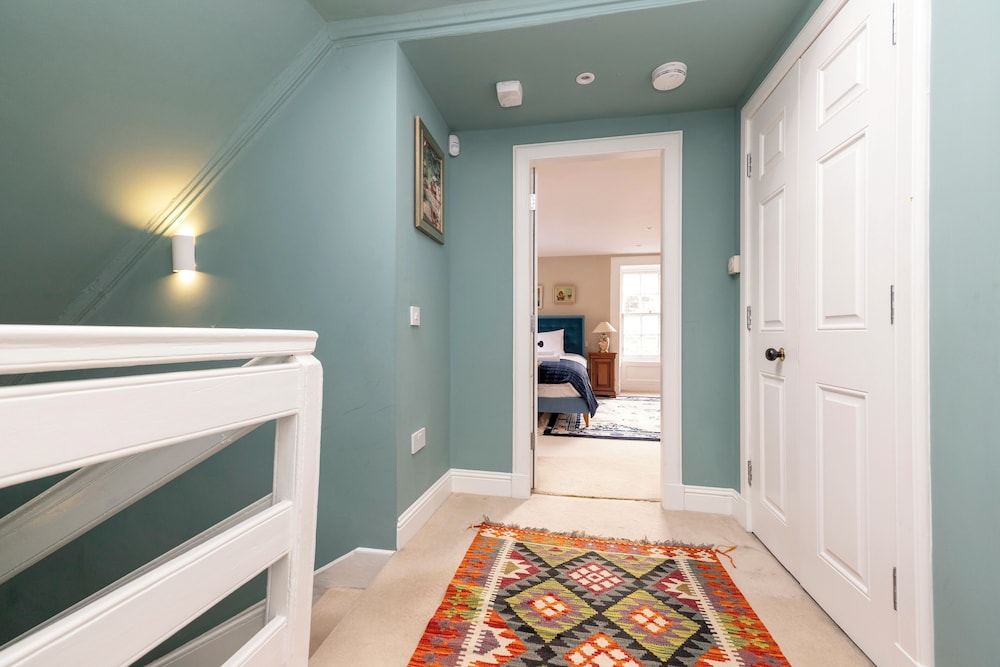 Luxury Family Flat in Edinburgh New Town